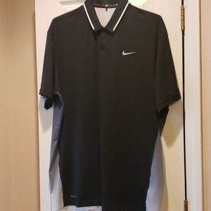 Tiger Woods Nike Golf polo shirt! 👕